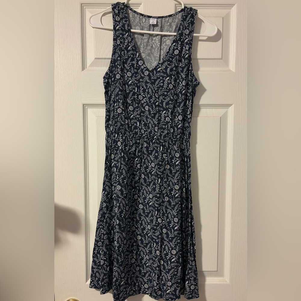 V-neck Blue Floral Knee length Summer Dress
